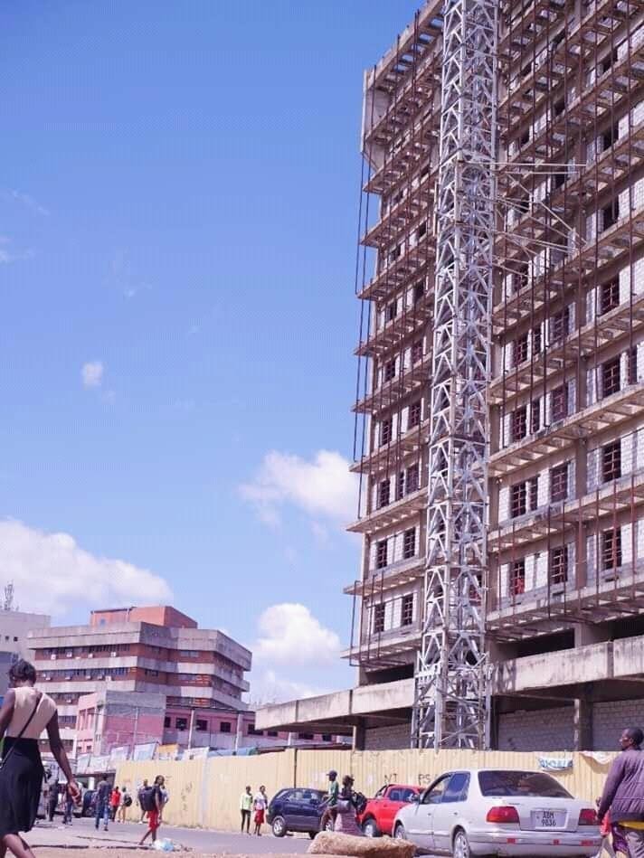 13 STOREY COMMERCIAL BUILDING  FOR SALE RIGHT IN THE CENTRAL BUSINESS 